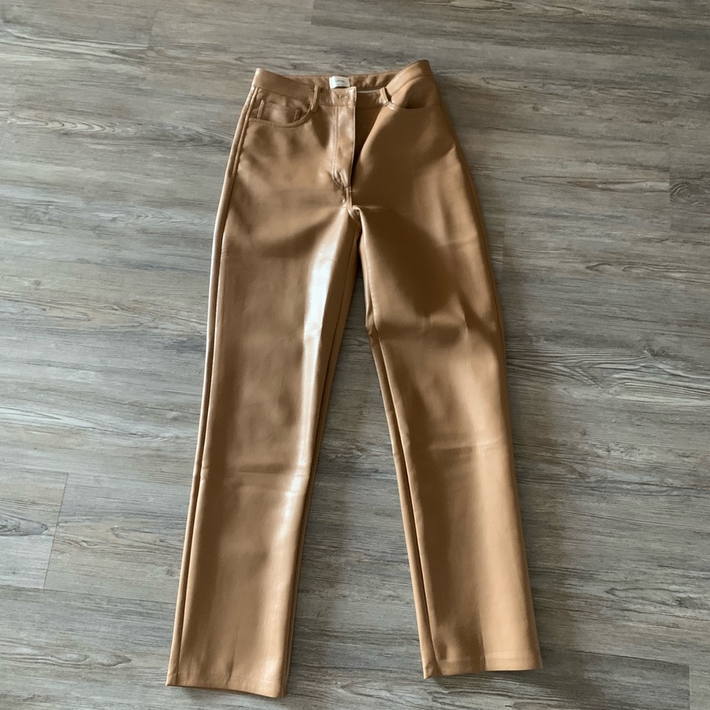Aritzia Melina Pant (regular) in Iced Latte